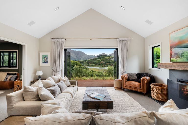 Tāhuna Hideaway, Queenstown Property Management Specialists